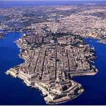 Aerial view of Valletta&#039;s grid-pattern street layout, established by Francesco Laparelli. Photo, European Pilot Academy, Malta,