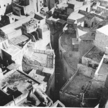 Valletta Manderaggio – An amazing aerial view of the Manderaggio, the hole the knight started to excavate with the intention of creating a protected harbour for their galleys