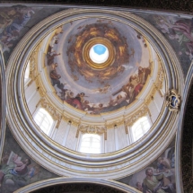 The dome's interior has been decorated by a succession of painters