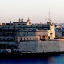 Birgu - St Angelo seen from the Upper Barrakka. The chapel dedicated to St Anne and the house of the Knight in Residence, Order of Malta, can clearly be seen. Photo courtesy of Elizabeth Faenza