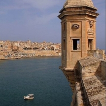 Senglea&amp;#039;s gardjola or vedette watching over the Grand Harbour from its commanding position at the end of the peninsula. Photo Budapestman