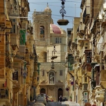 The Church of St Philip at the end of Victory Street, Senglea. Photo, Budapestman