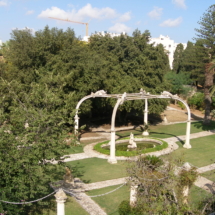 Dolphin Fountain from above